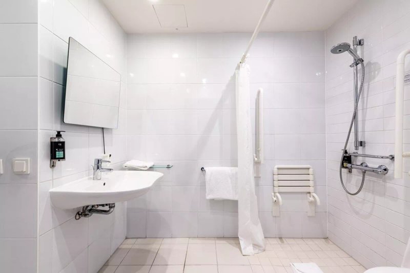 Premier Inn Frankfurt City Centre Hotel