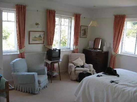 Emsworth House B&B