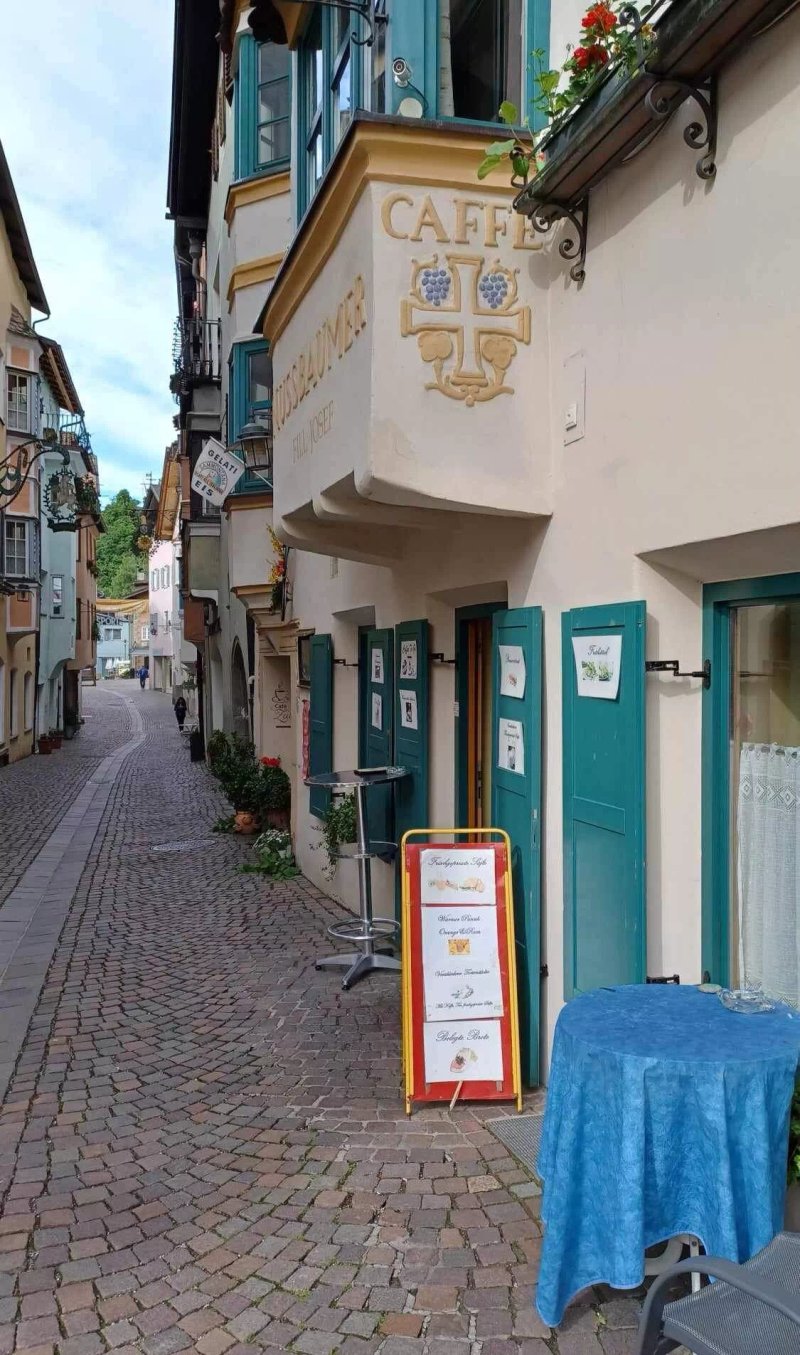 Cafe Nussbaumer Fill Josef