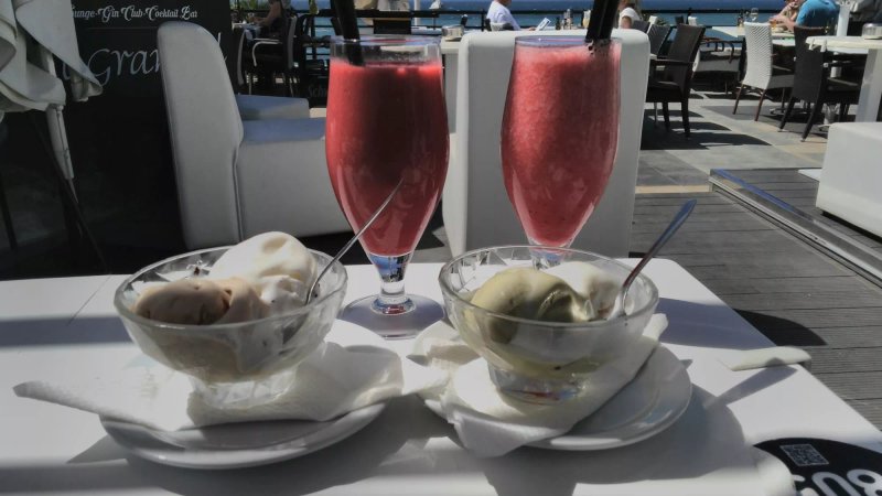 MARINA BEACH Steak House - Pizzeria