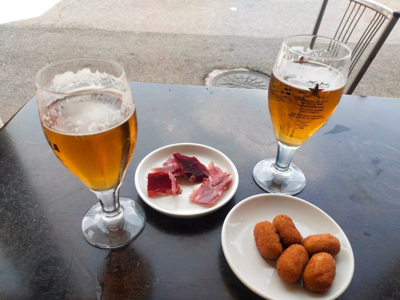 Bar La Familia