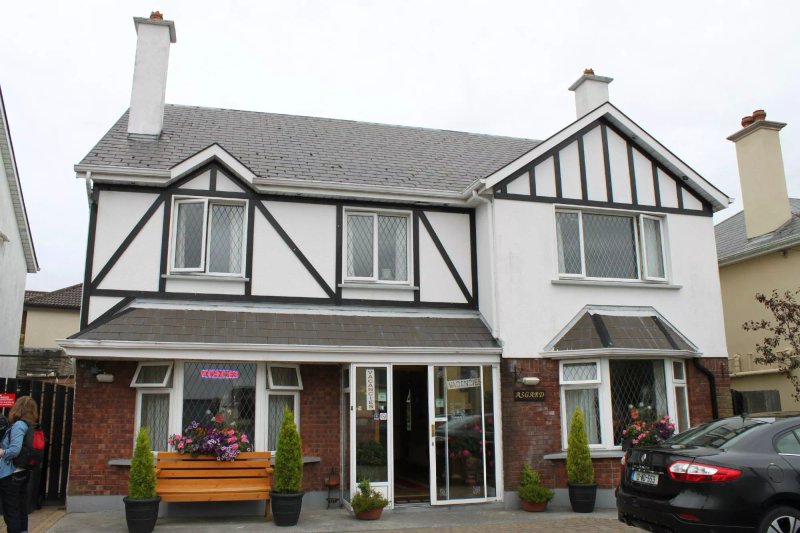 Asgard Guesthouse
