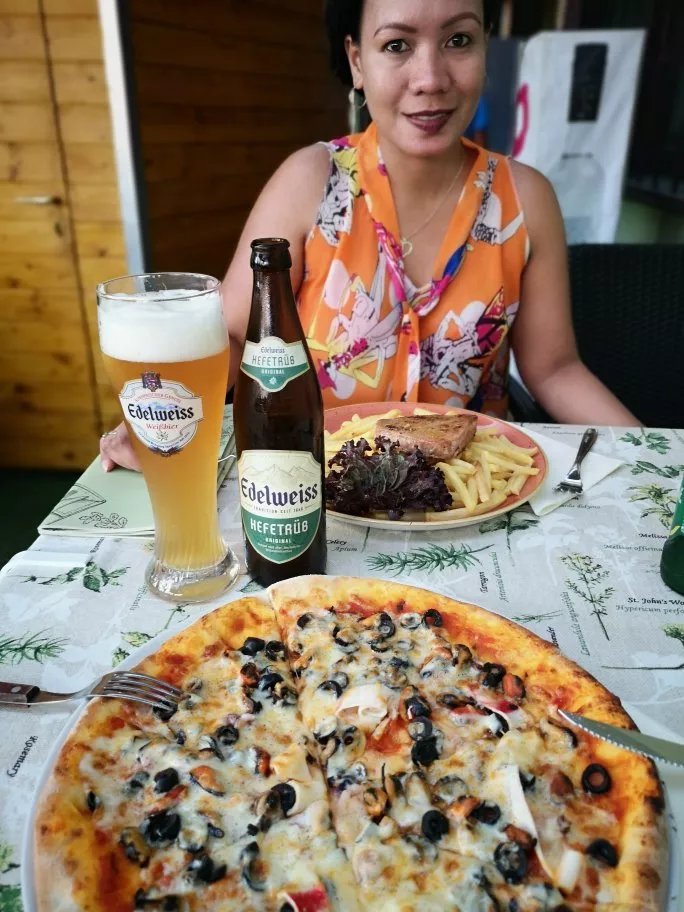 Rizzo Etterem Es Pizzeria