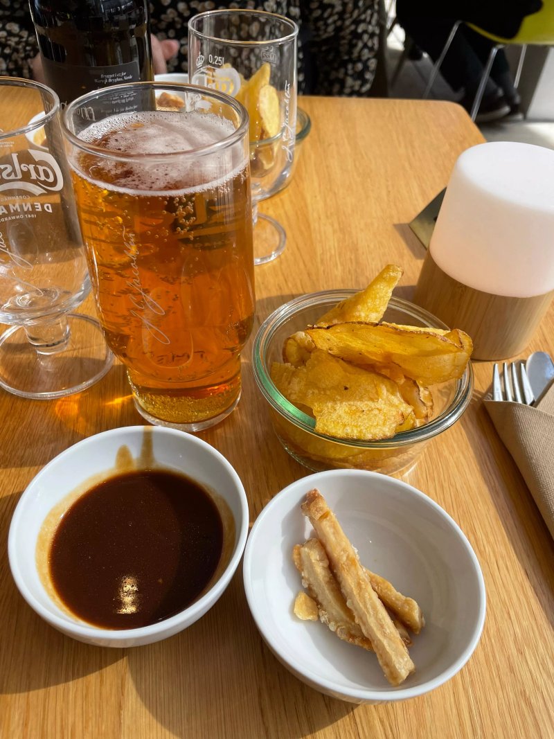 Cafe Ella