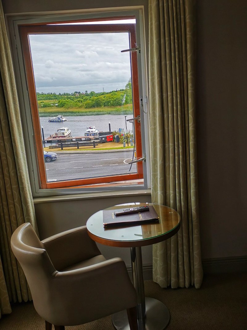 Cryan's Quay Side Hotel