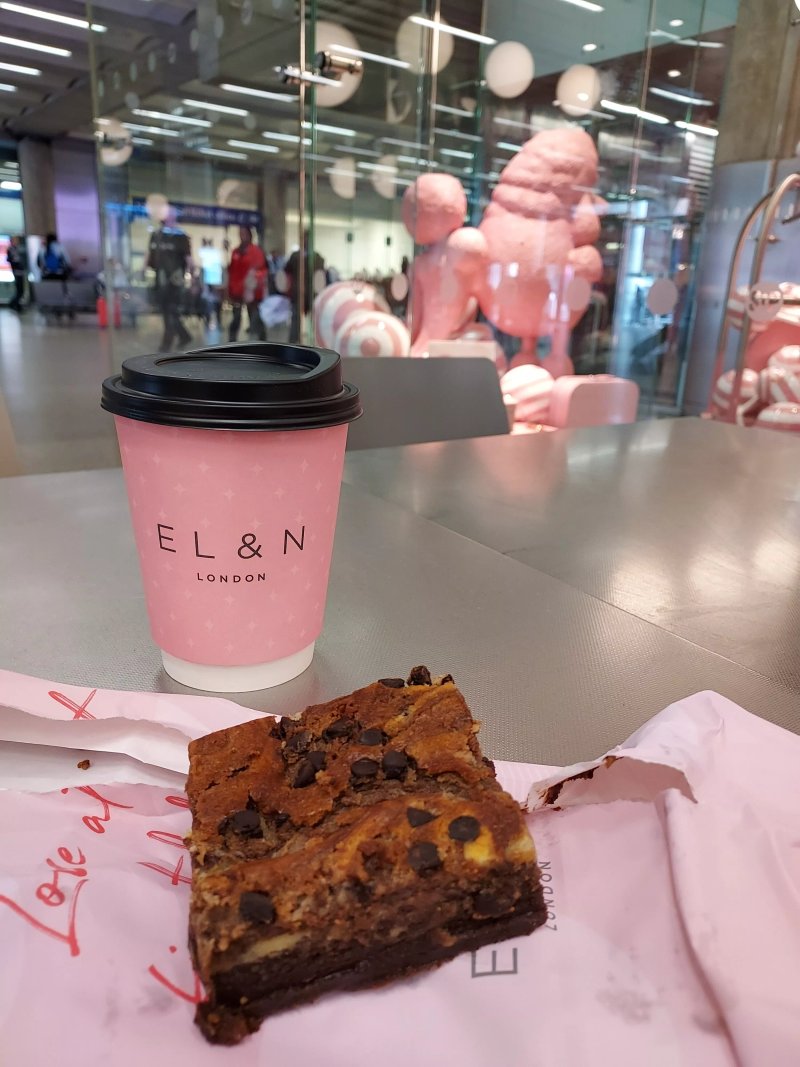 El&n London