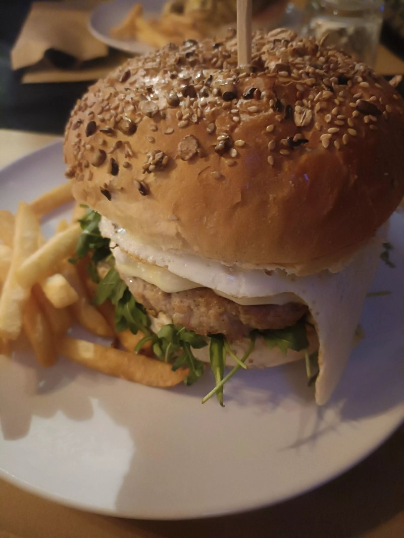 Ou 'Mbare Pub