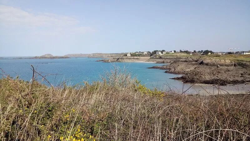 House near the Rance ( 10 min ) - ideal for discovering the region