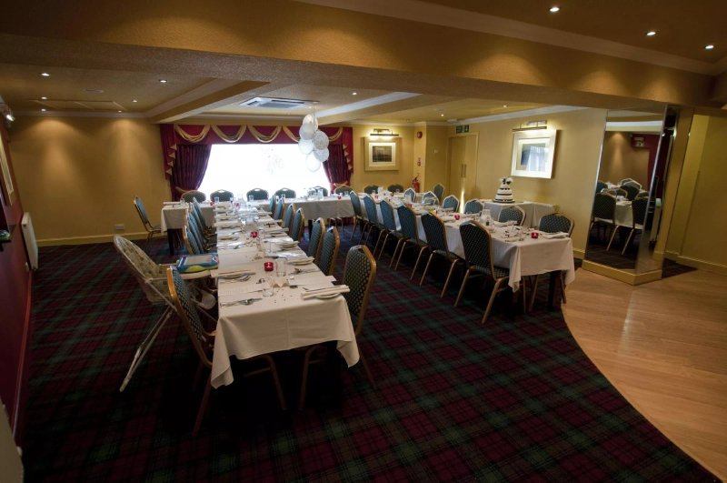 Upper Largo Hotel & Restaurant