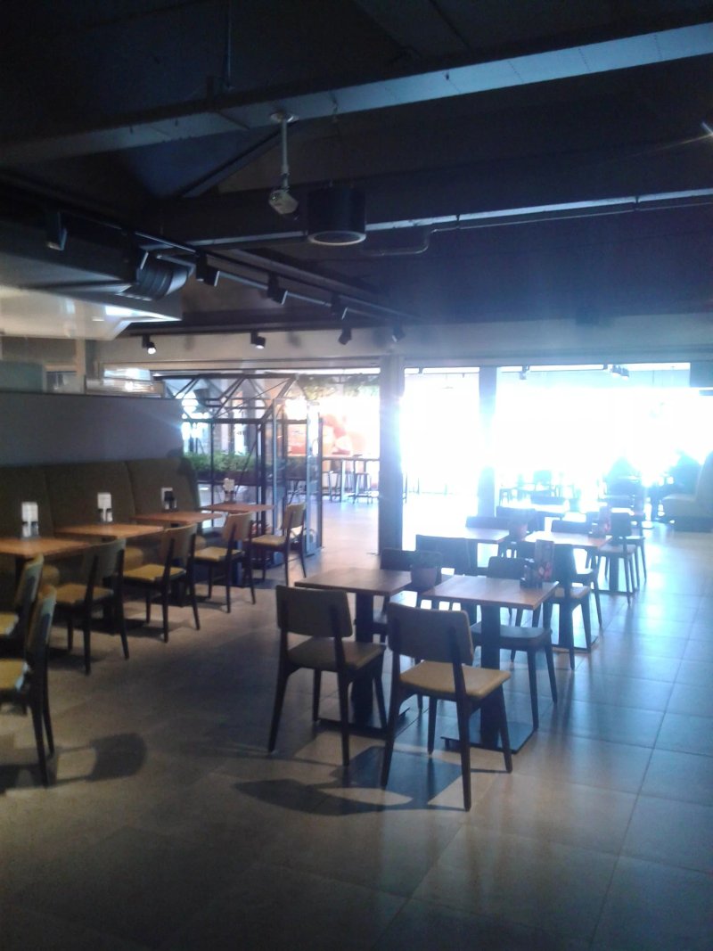 La Place Cafe