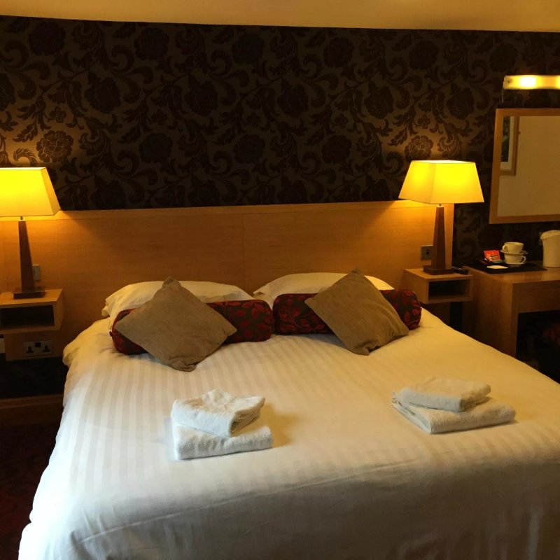 The Groves Hotel