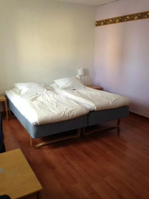 Hotel Aveny Bed & Breakfast