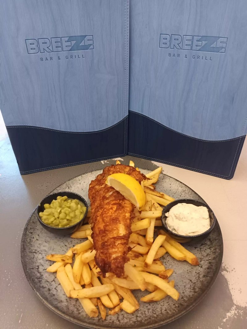 The Breeze Bar And Grill