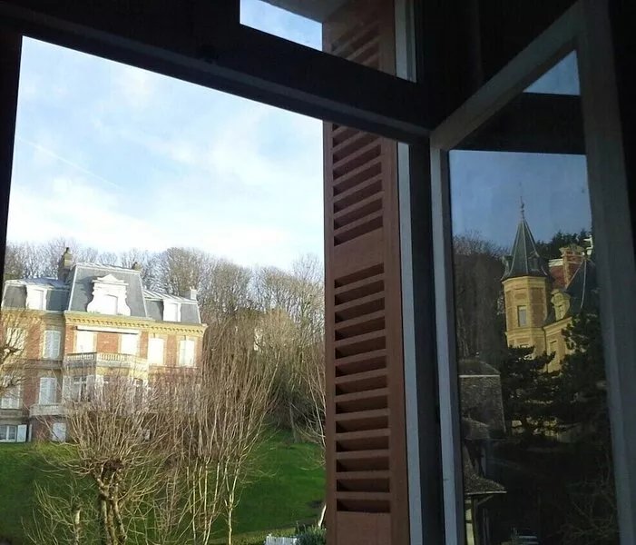 Apartment with sea and Montebello view, with direct access to the beach