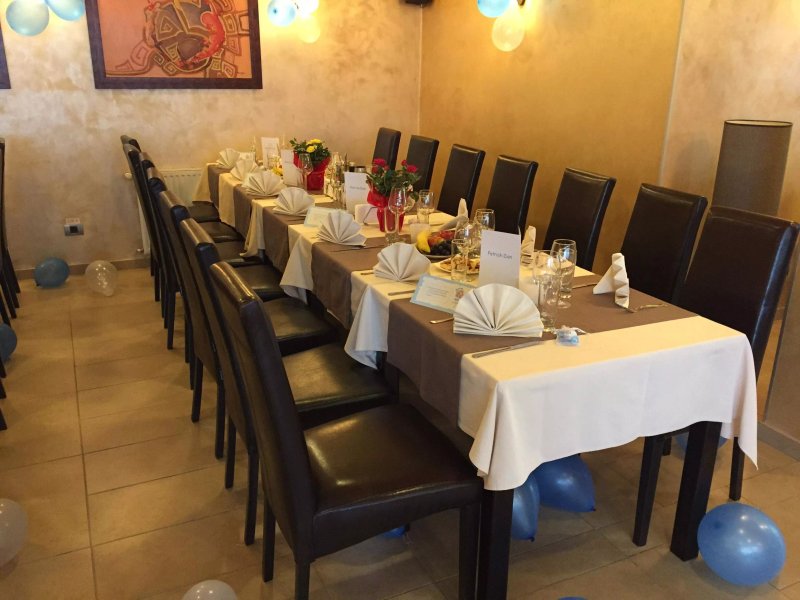 Tatu Bar & Grill
