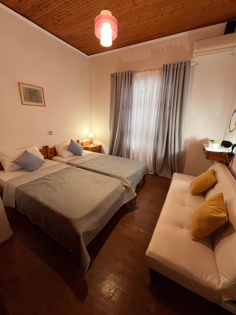 Stefanos and Alexandros Apartments
