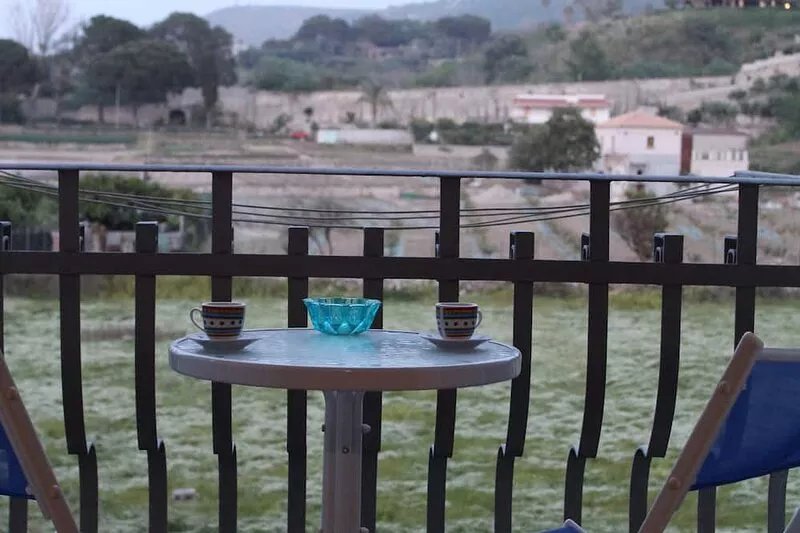House in Tropea a stone's throw from the sea!  4 + 1 pers. For couples or