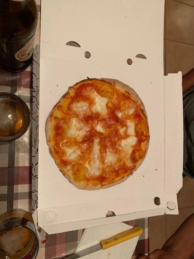 Roxy Pizzeria & Cocktail Bar