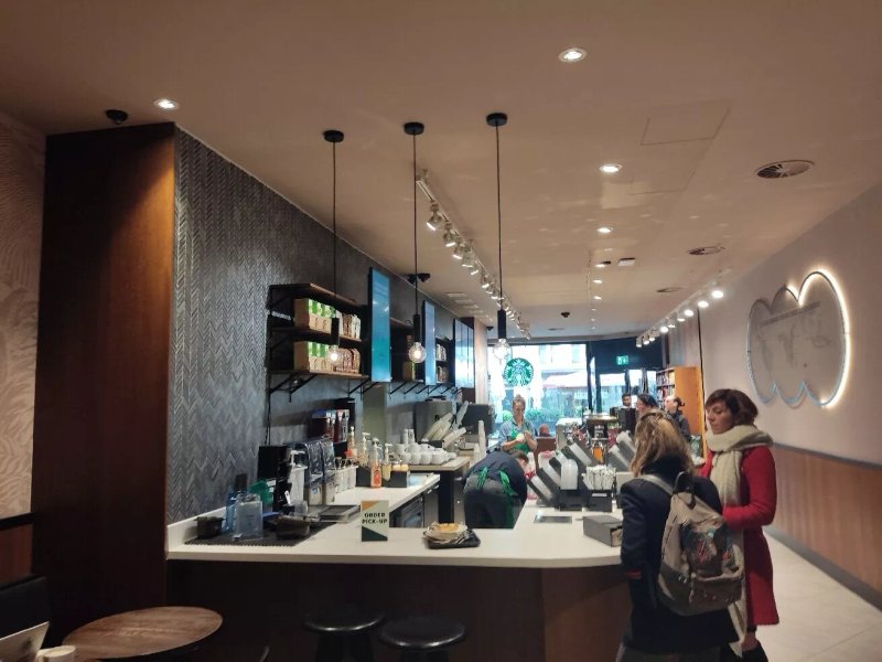 Starbucks Rue du Mont-Blanc
