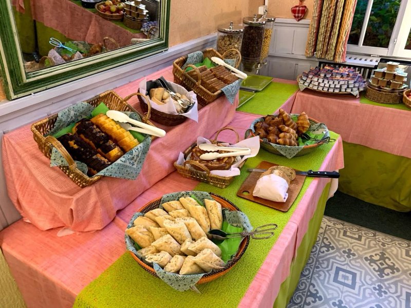 Hotel Restaurant Aux 2 Roses