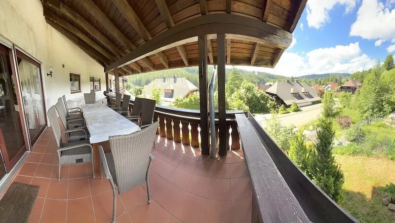 Apartment-Private Bathroom-Balcony