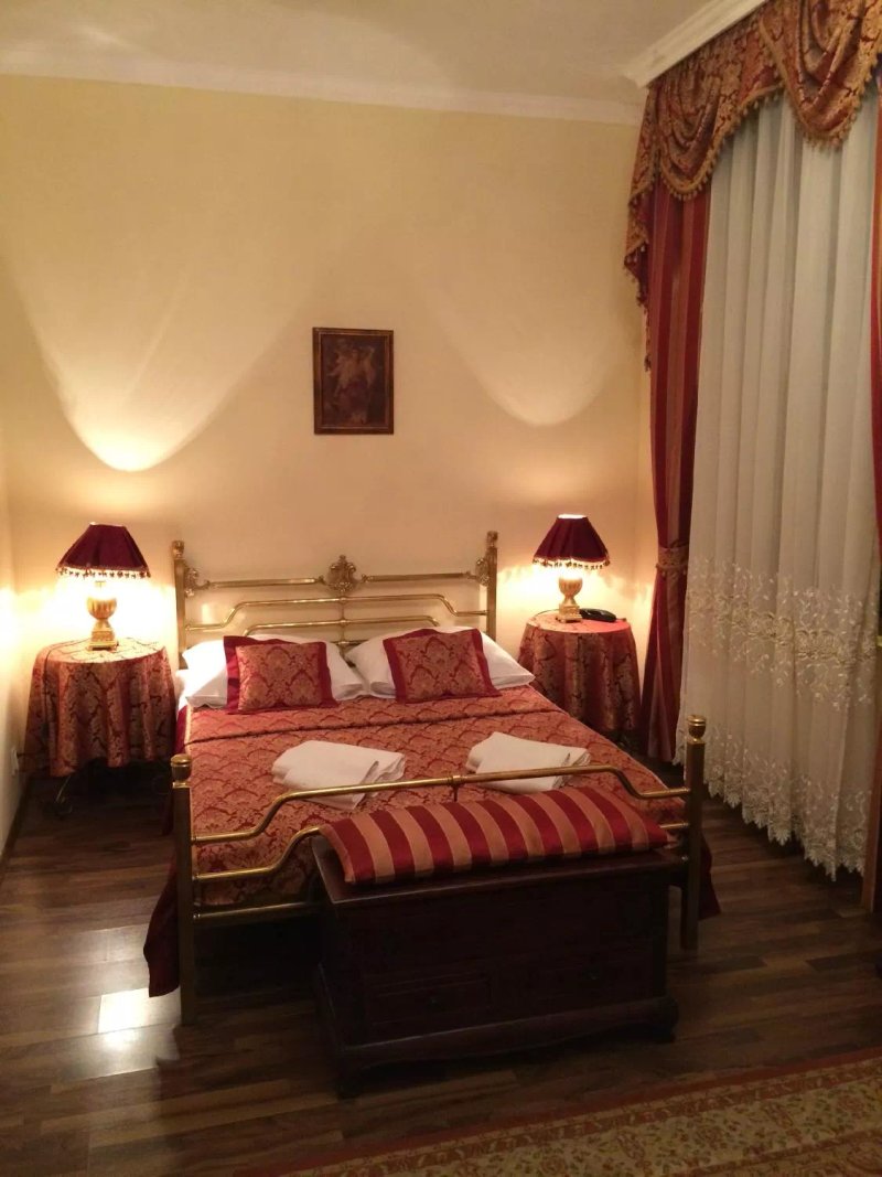 Maria Helena Hotel