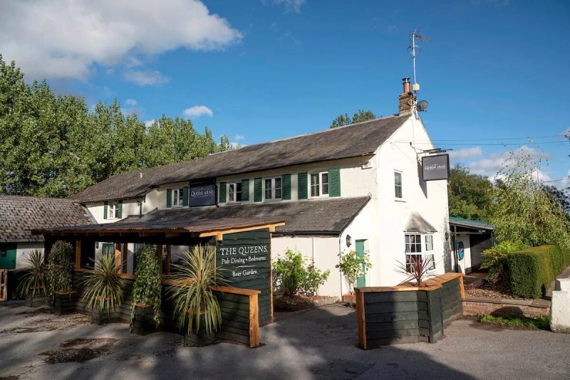 The Queens Arms