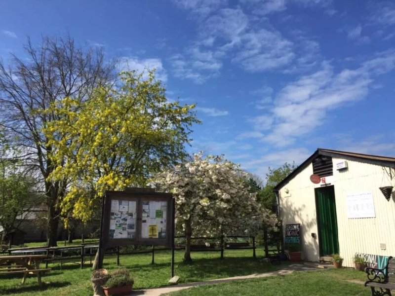 Chettle Village Store