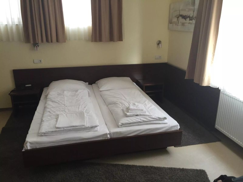 Hotel am Charlottenplatz