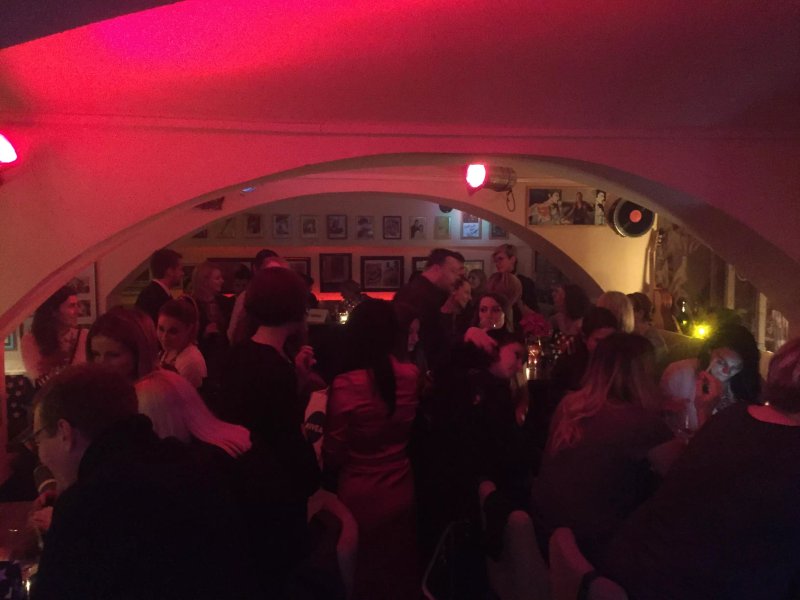 Red Red Wine bar