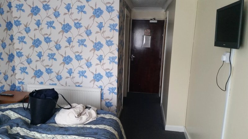Elmhurst Hotel