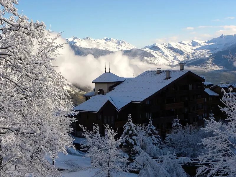 apartment at the foot of the slopes
