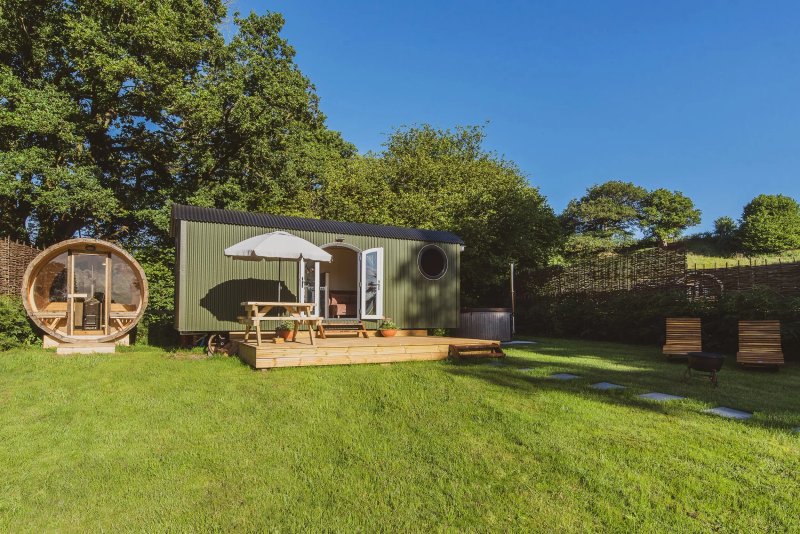 Hidden Wood Glamping