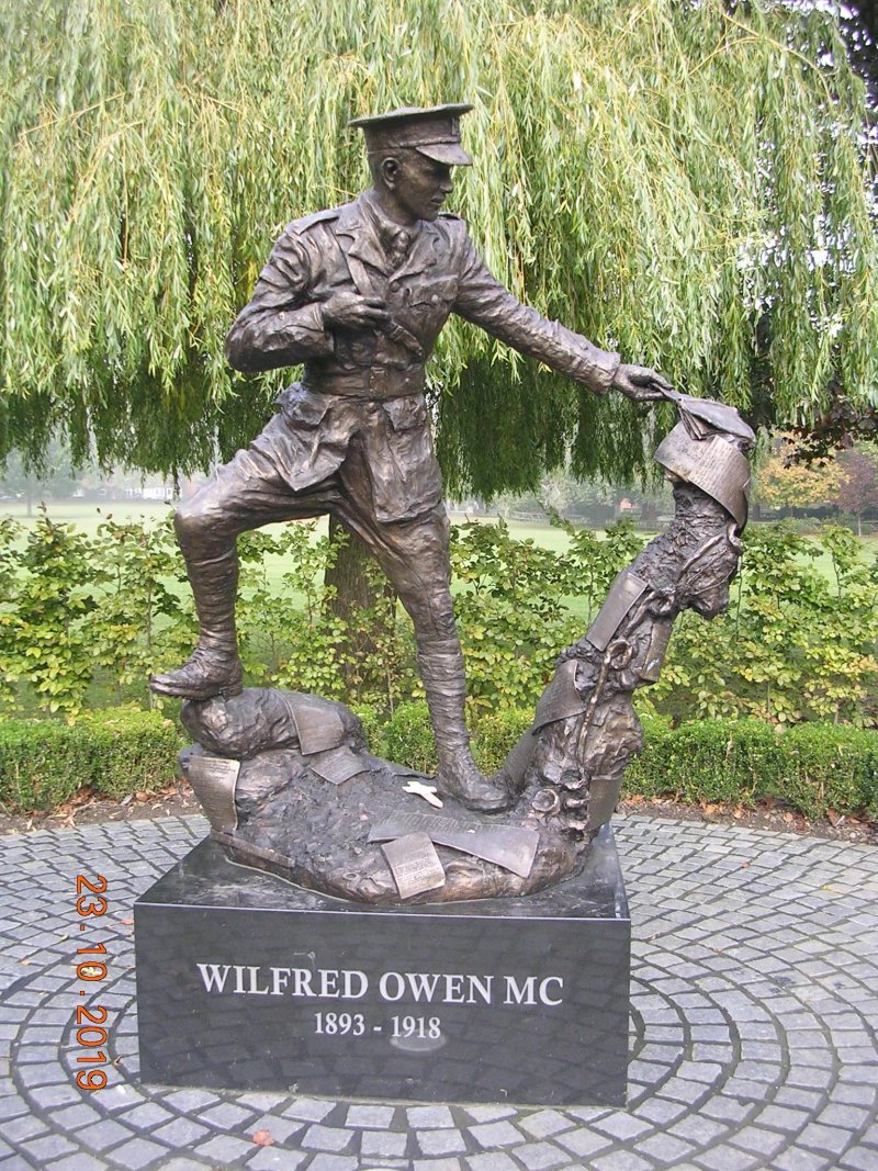 Wlfred Owen Statue and Memorial