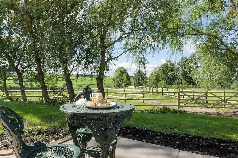 1 bedroom accommodation in Shirland, near Alfreton