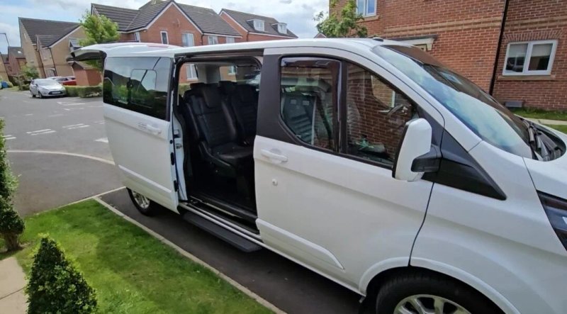 Time Travel Airport Transfer Liverpool