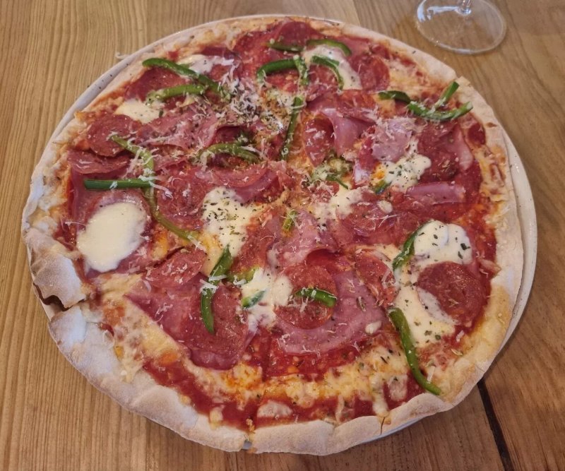 O Bom, O Mau e O Pizzeiro