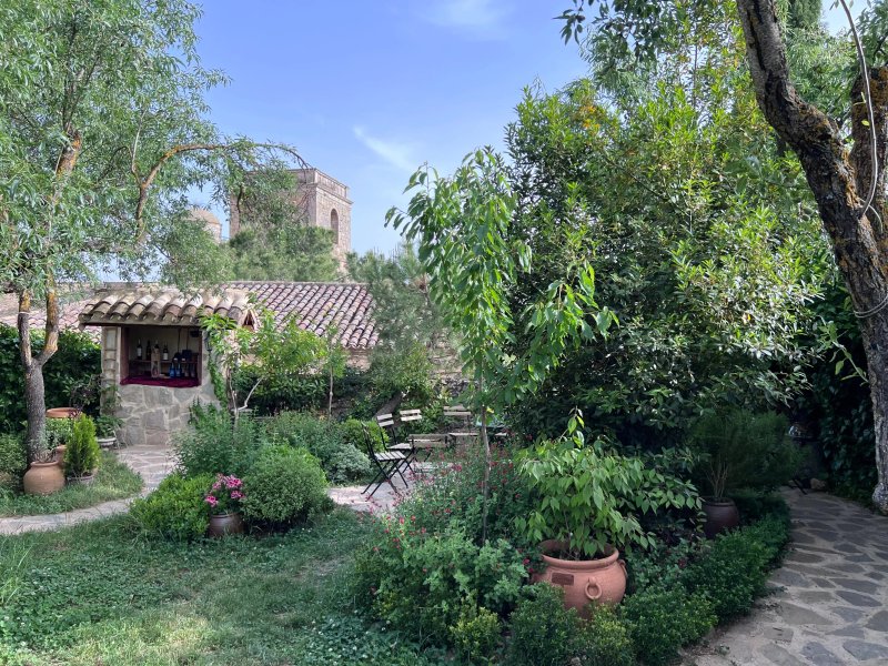 El Jardin Escondido