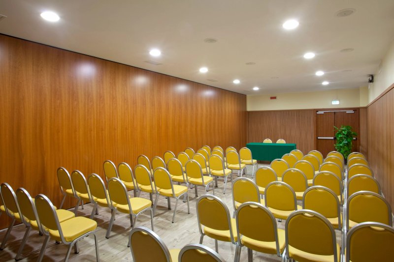 Holiday Inn Cagliari, an IHG hotel