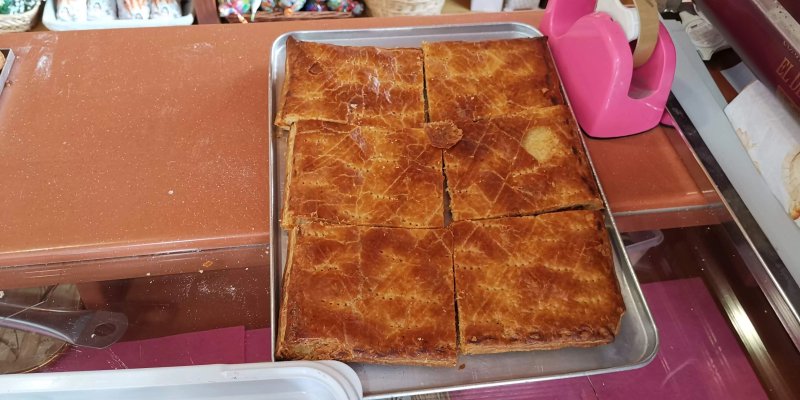 Panaderia Confiteria El Desquite