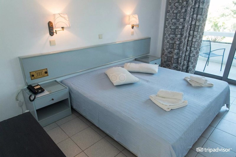 Happy Days Hotel