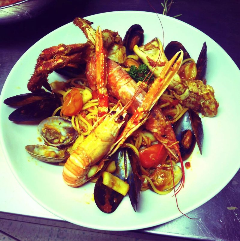 La Dinastia Restaurant
