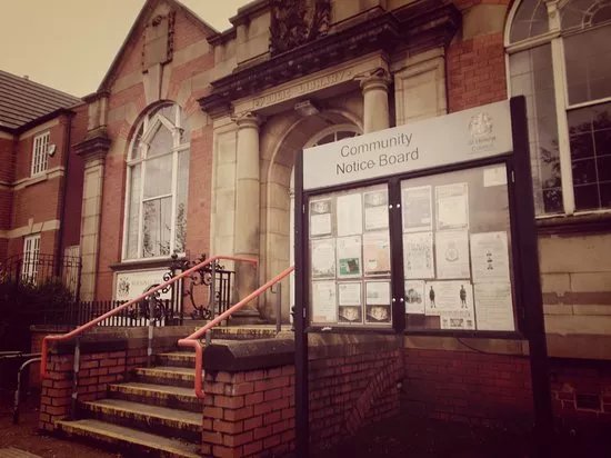 Newton-le-Willows Library