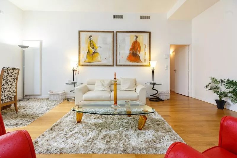 Luxury 3 bedroom Apartment in Paris