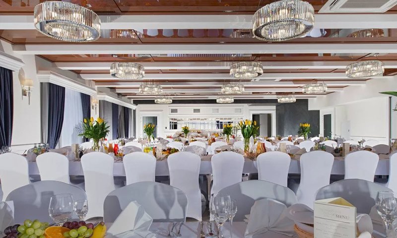 Gniecki Hotel & Restaurant - Hotel