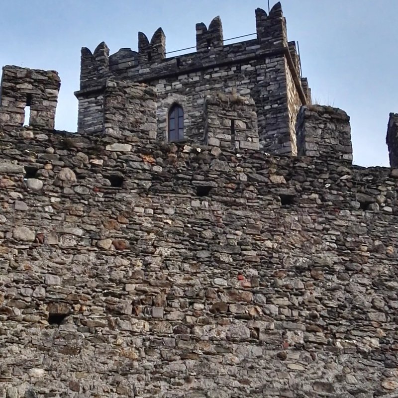 Castello di Rezzonico