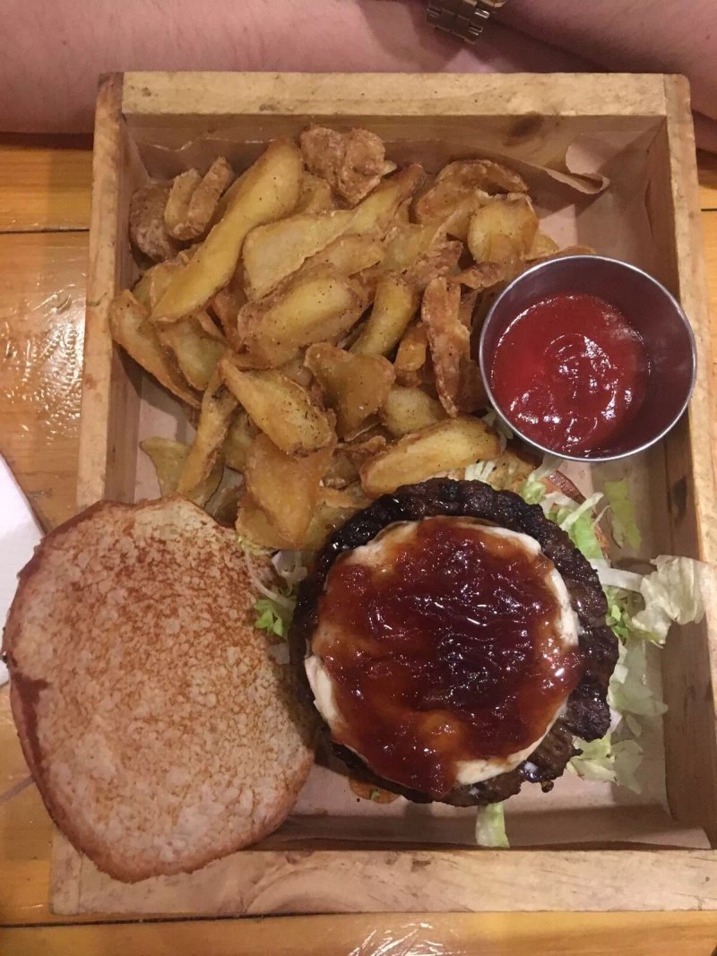 RED CUP Burger Club