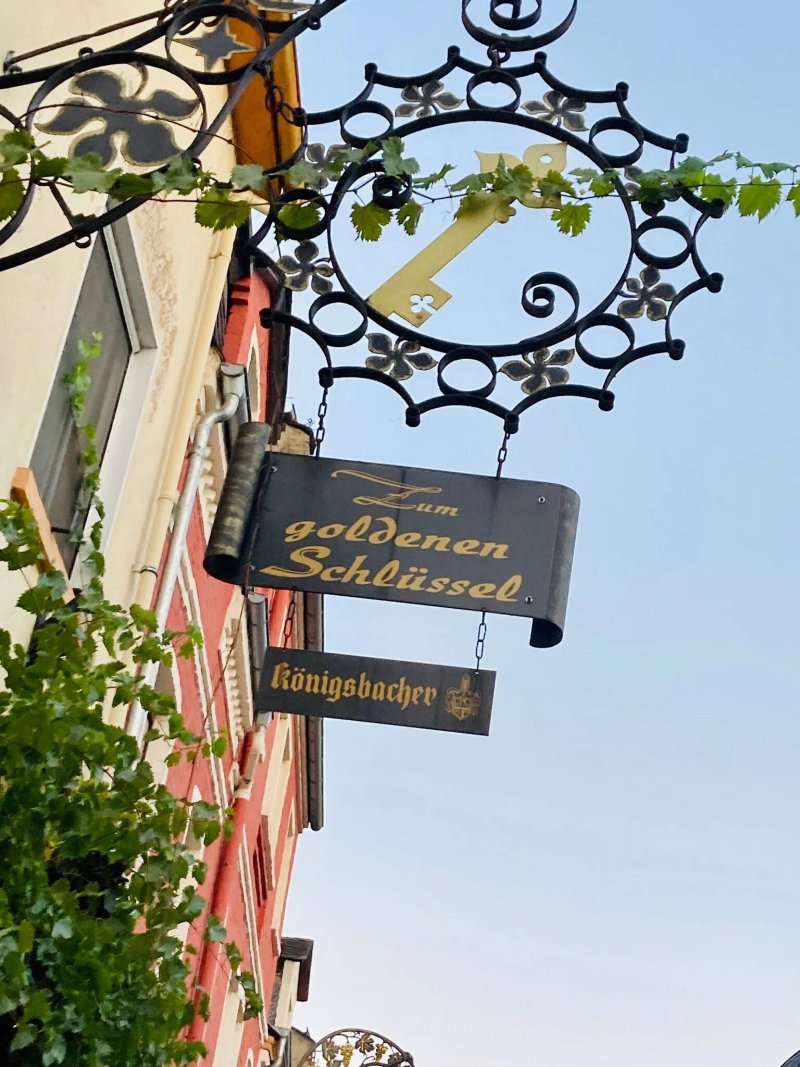 Zum goldenen Schluessel