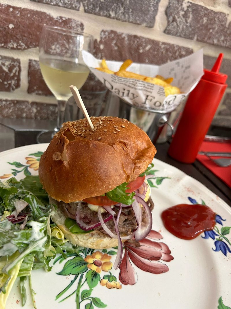 Le Bistro Du Panier