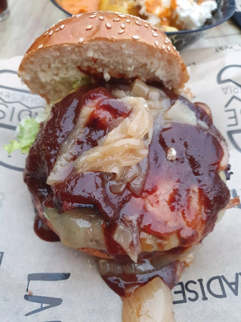 Paradise Hamburgueseria Gourmet